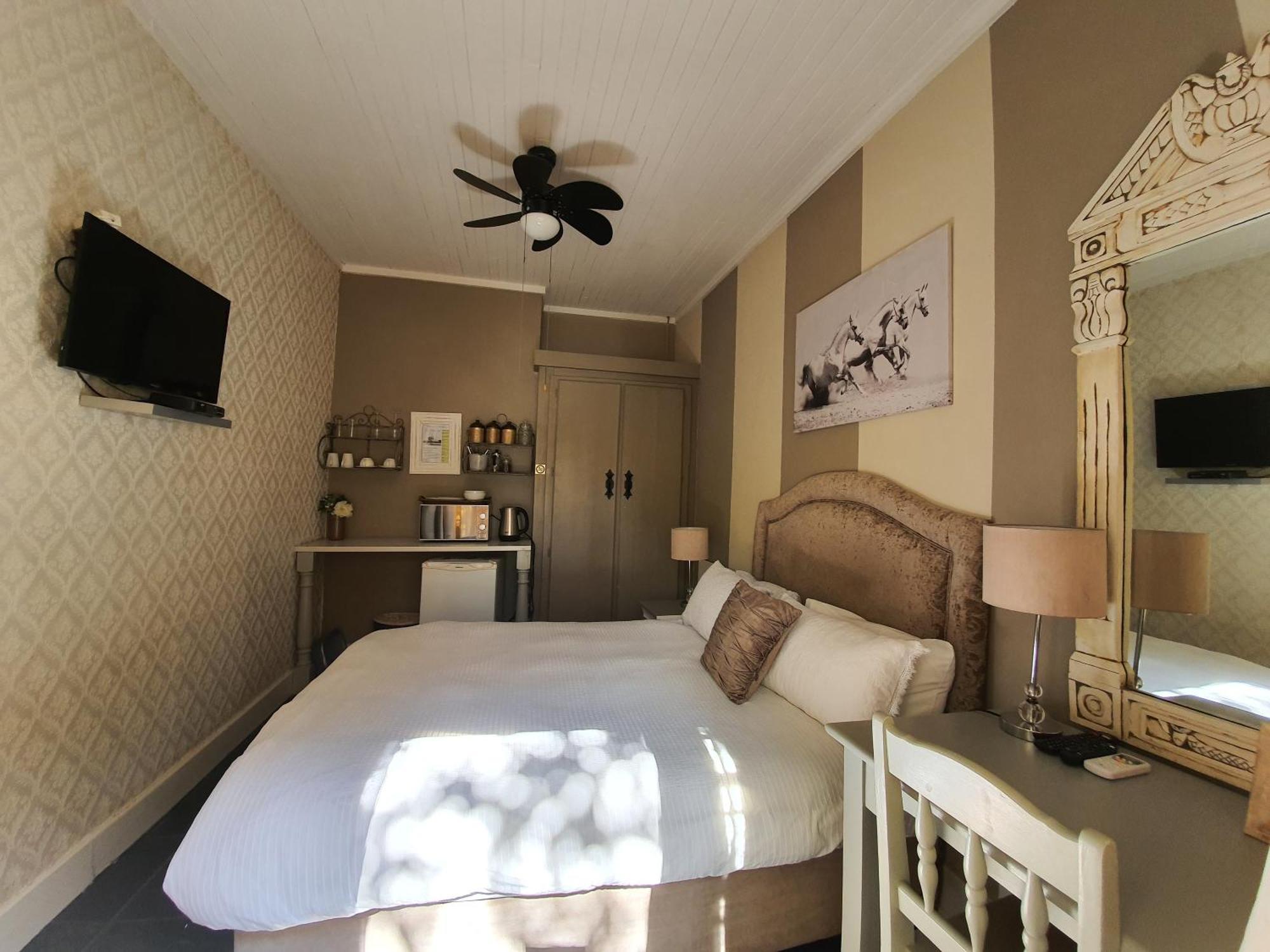 Waterhouse Guest Lodge In Muckleneuk Pretoria-Noord Habitación foto