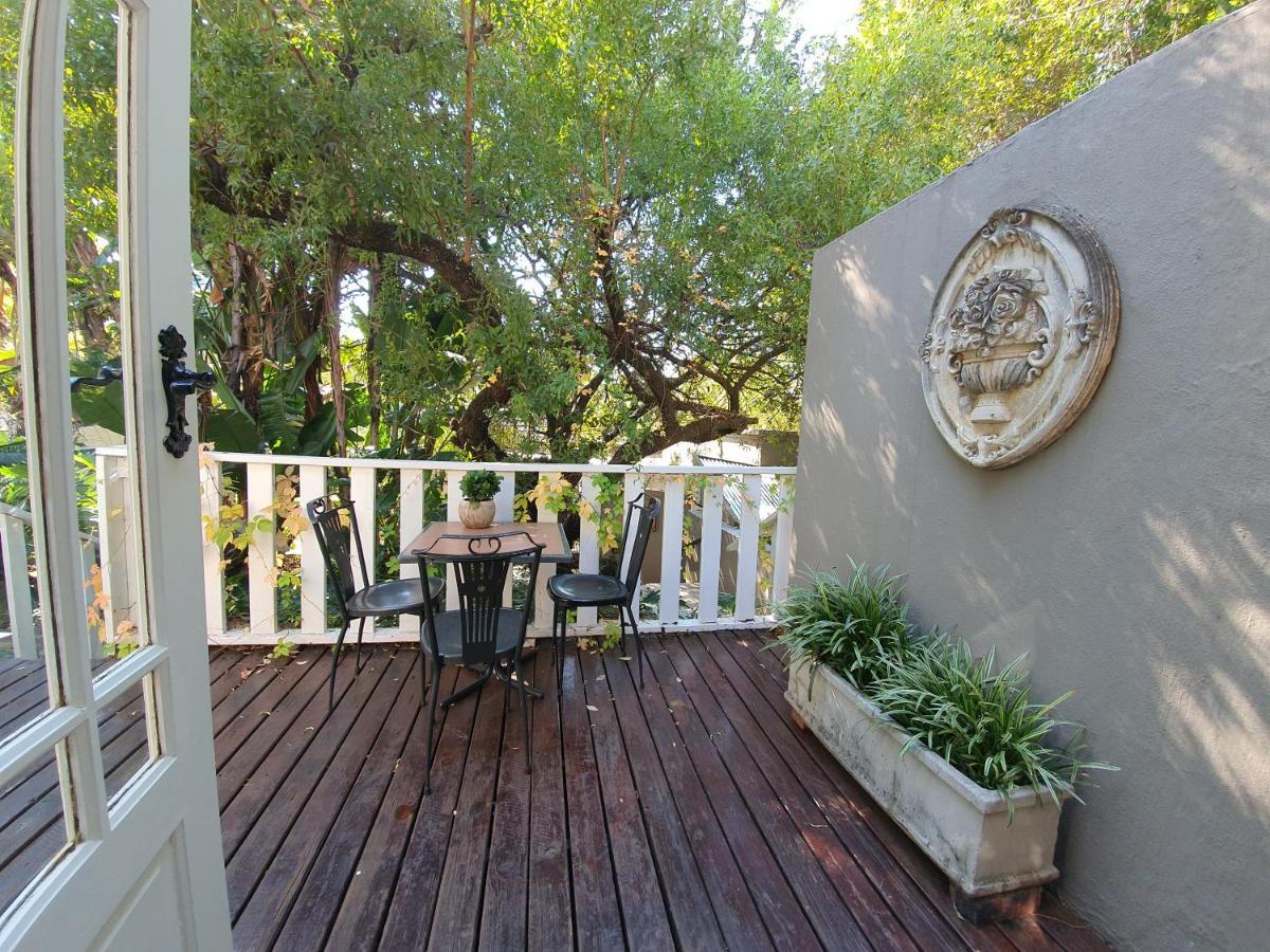Waterhouse Guest Lodge In Muckleneuk Pretoria-Noord Exterior foto
